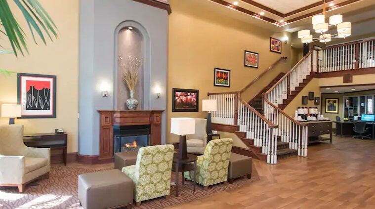 Hampton Inn Холънд Екстериор снимка