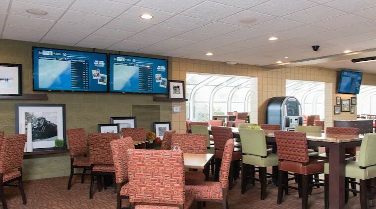 Hampton Inn Холънд Екстериор снимка